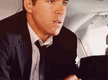 tenor (4).gif